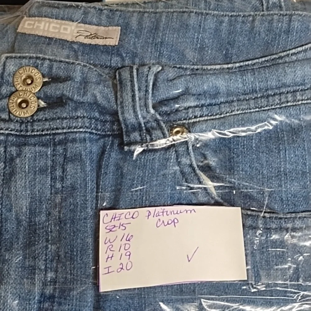 Womens jeans Crop pants sz 15 CHICO Midrise Short Pants - Picture 9 of 9